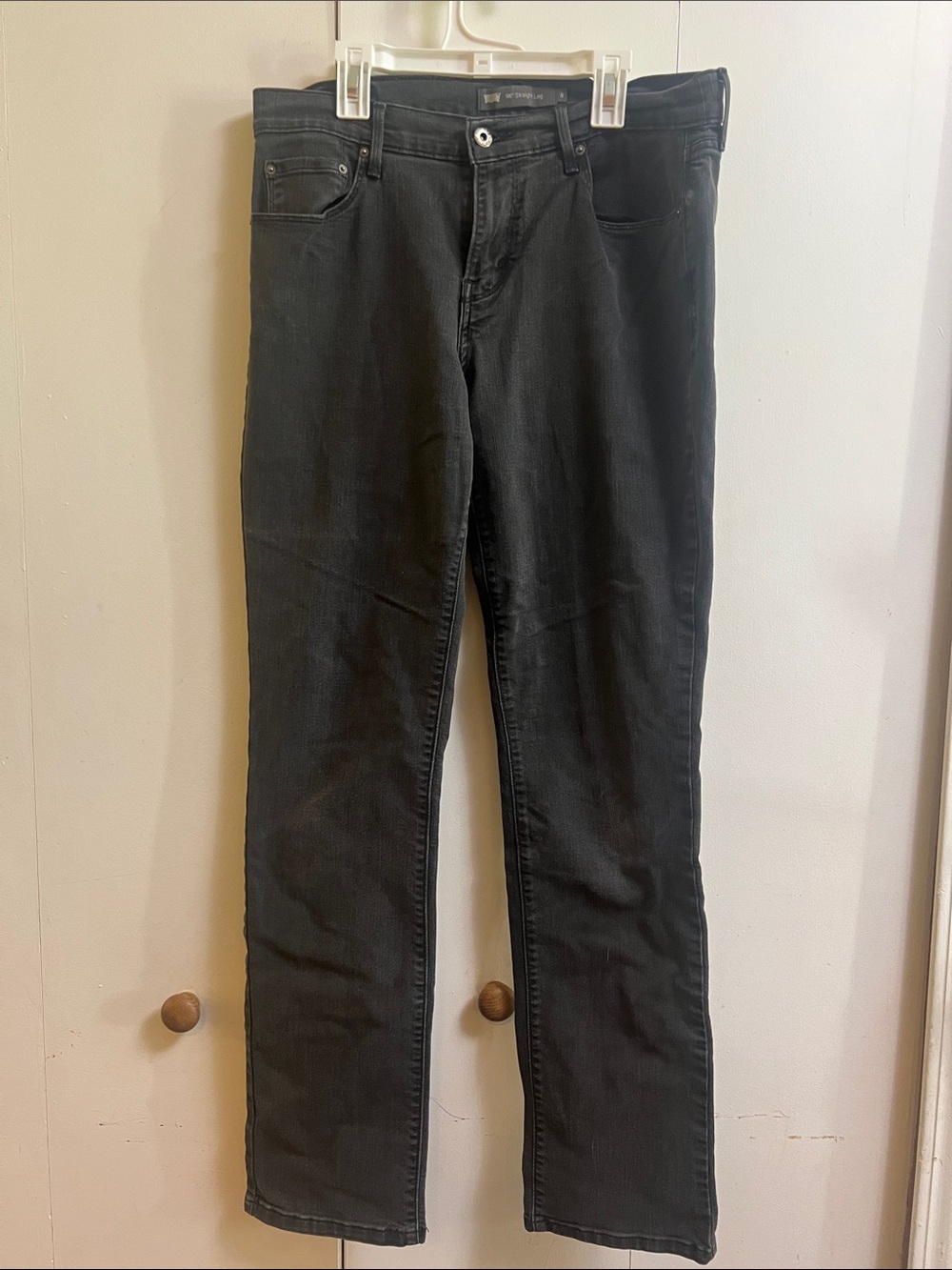Levi's Women’s Black Straight-Leg Jeans